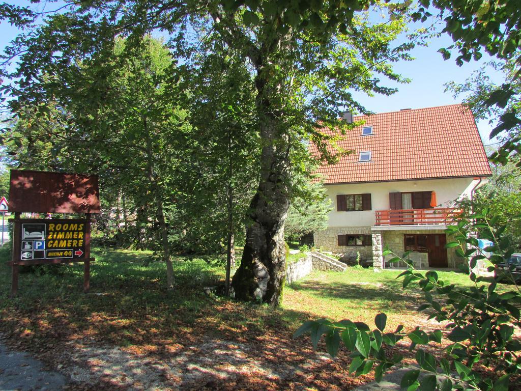 Guest House Nenad Plitvička Jezera Eksteriør bilde