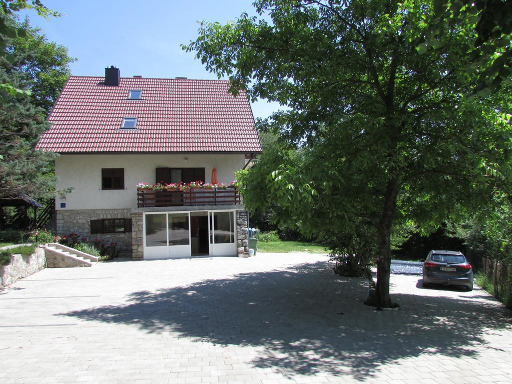 Guest House Nenad Plitvička Jezera Eksteriør bilde
