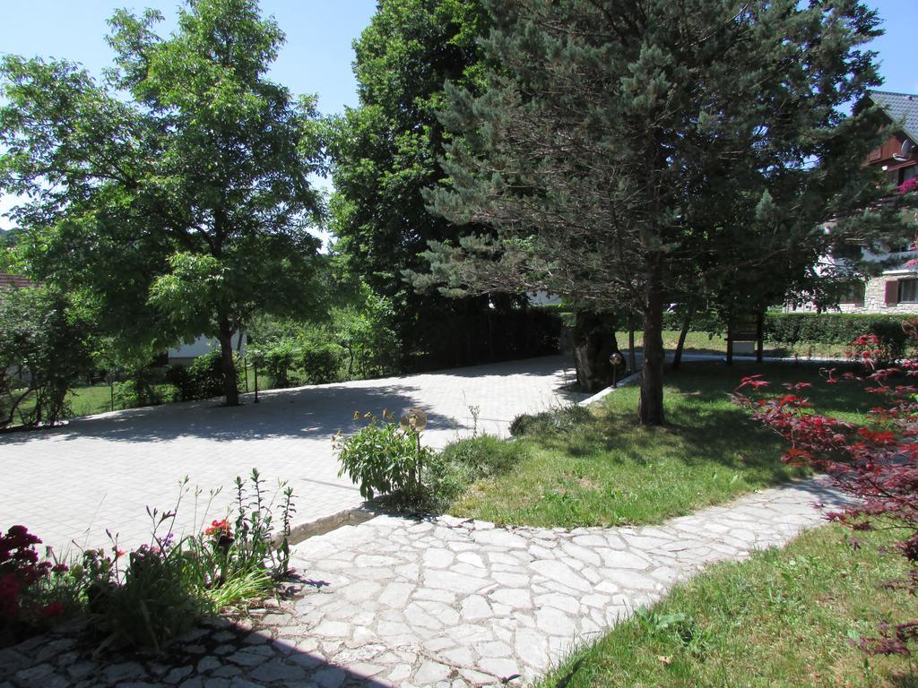Guest House Nenad Plitvička Jezera Eksteriør bilde